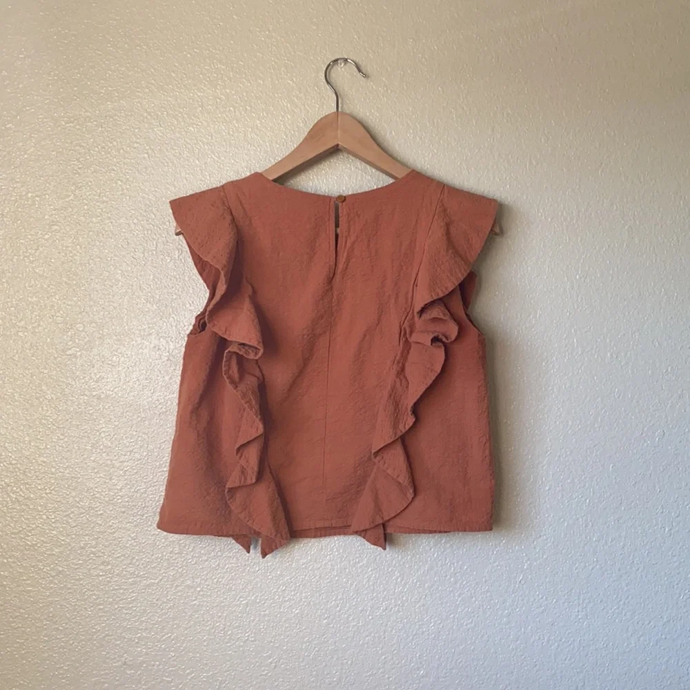 BP. Ruffle Sleeveless Top Size Medium - Picture 7 of 10